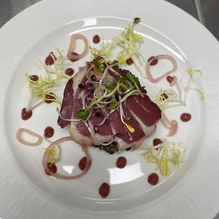 Bayerischer Hof Hotel 2*