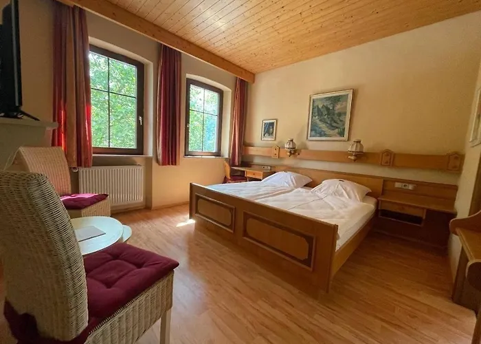 Bayerischer Hof Hotel