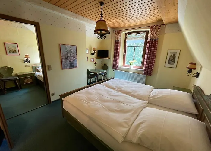 Hotel Bayerischer Hof 2*